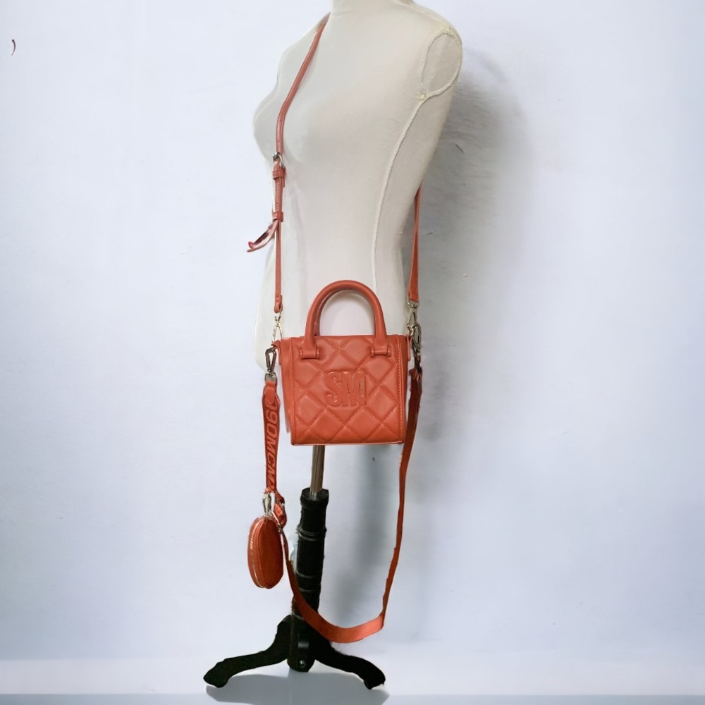 STEVE MADDEN 🎄Bbabi Ginger Crossbody Bag with Guitar Strap & Air Pod Case (NWT) - Picture 8 of 8